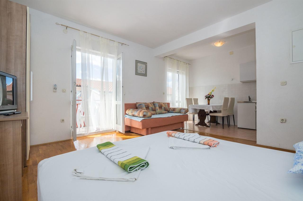 Apartments Zeljko มาคาร์สกา ภายนอก รูปภาพ