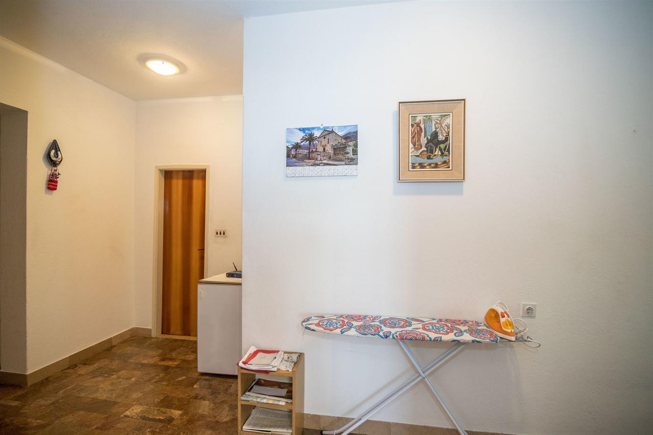 Apartments Zeljko มาคาร์สกา ภายนอก รูปภาพ